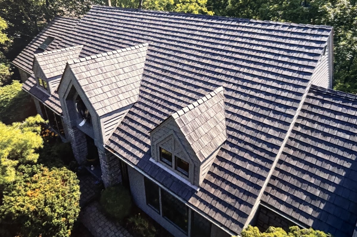 Hometown Roofing and Construction roofers project photo