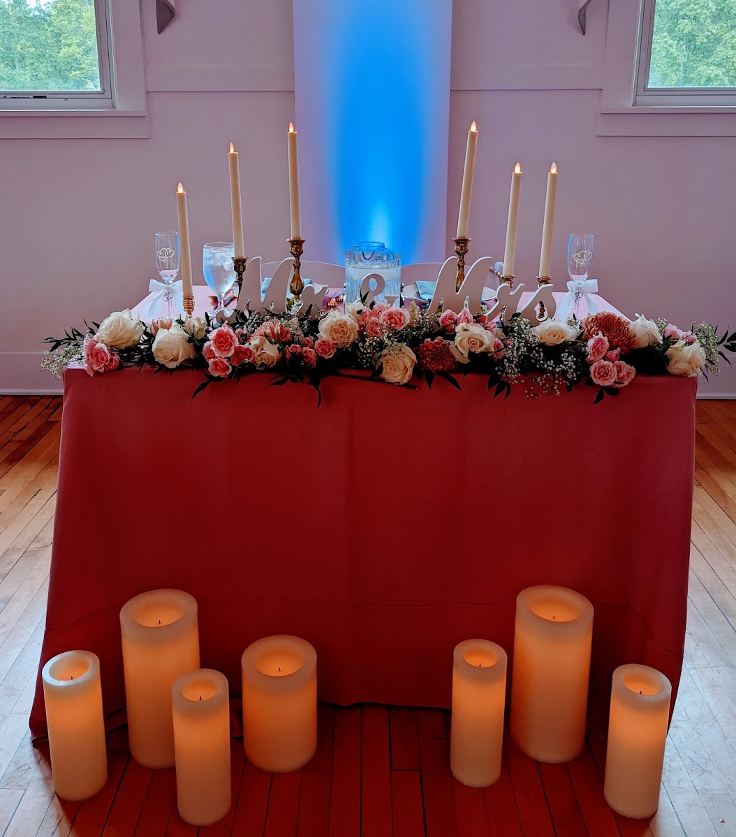 Waters Edge Vineyard caterers project photo