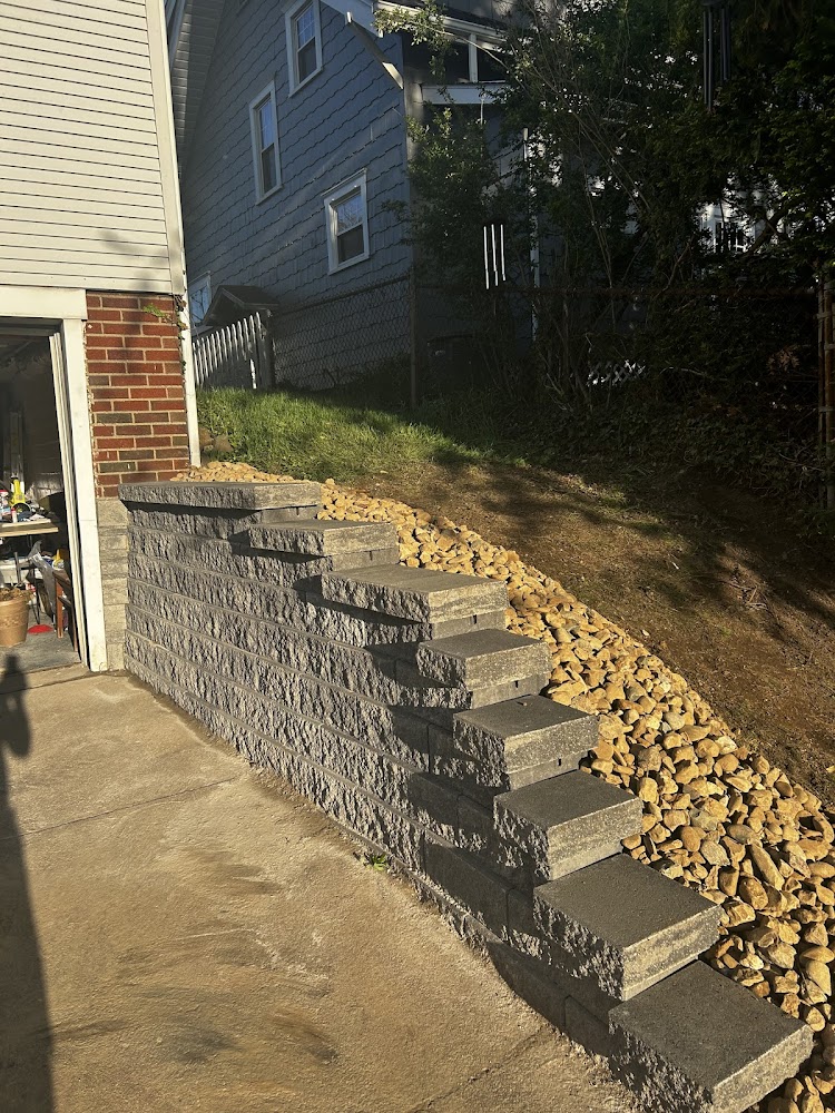 Johnny O's Landscaping landscapers project photo