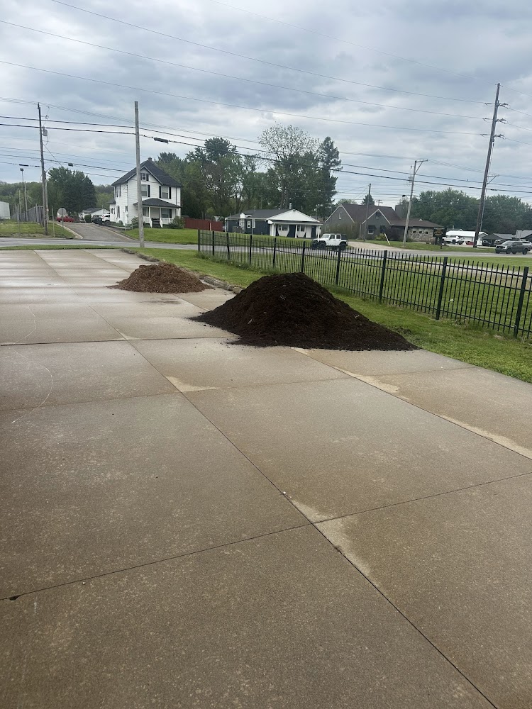 Woodland Materials LLC landscapers project photo