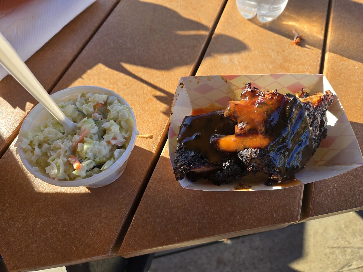 Word Of Mouth Bbq caterers project photo