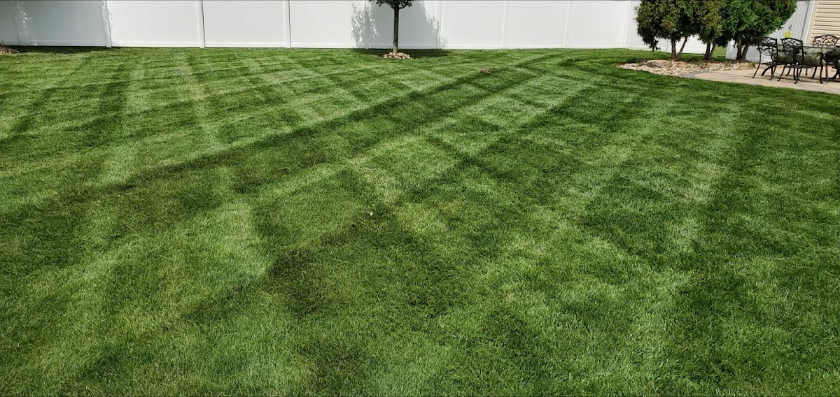 Greater Pines Property Maintenance landscapers project photo