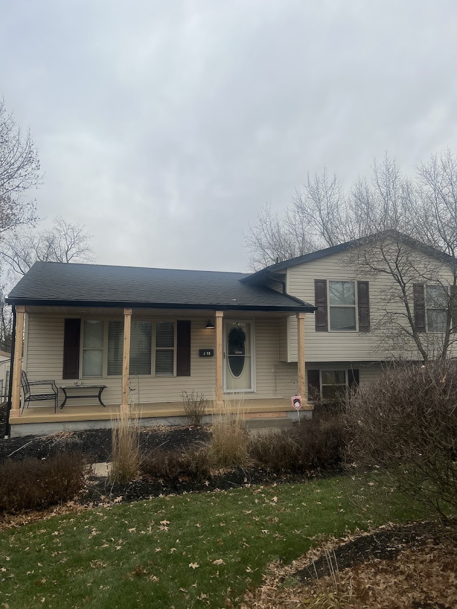 ACR Contracting INC roofers project photo