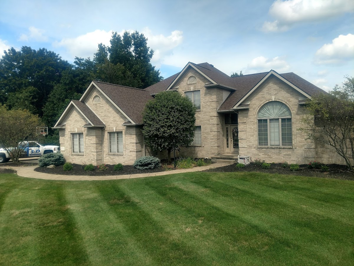 S & D Improvements roofers project photo