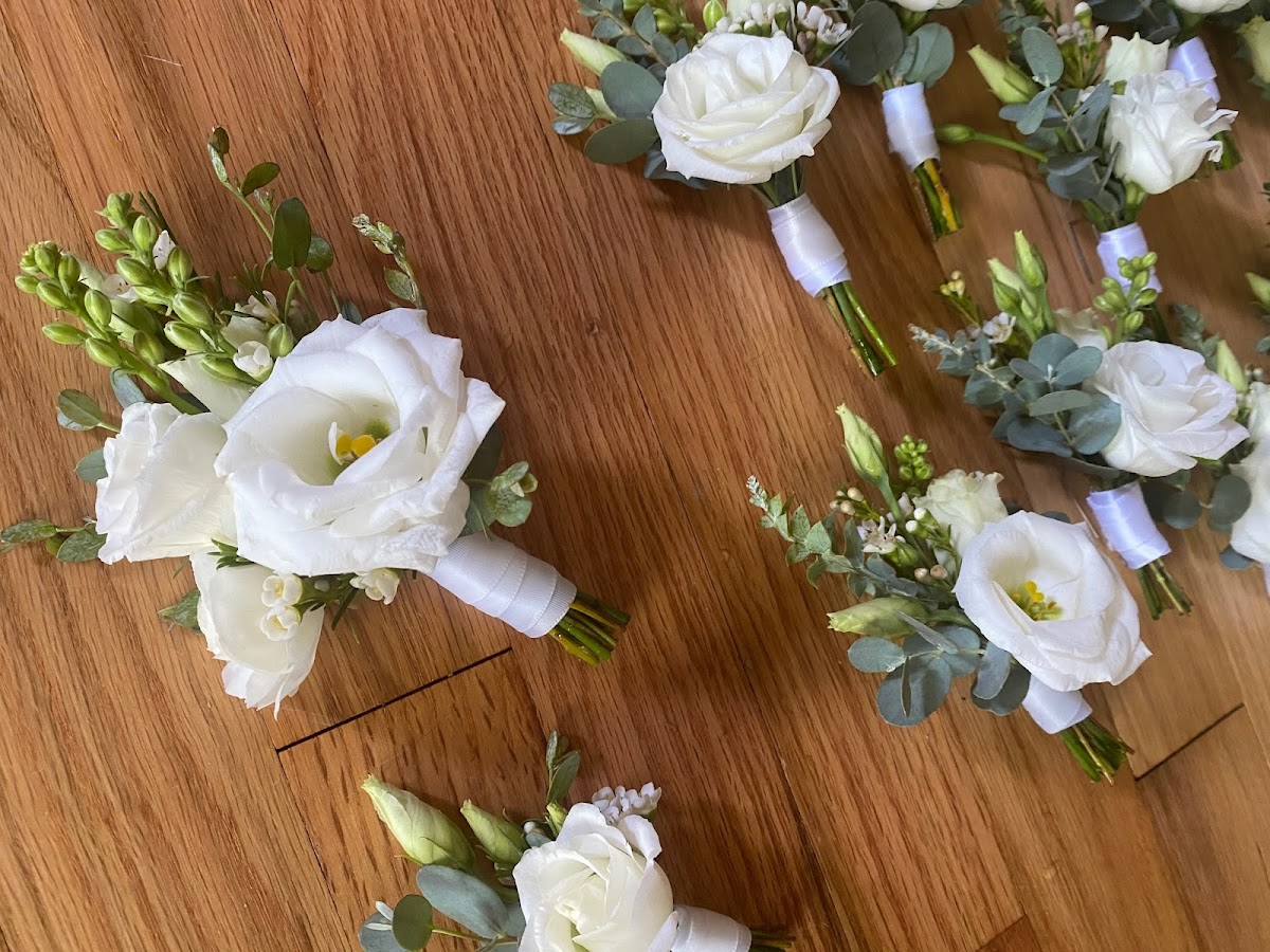 Woodland Acre Flowers florists project photo