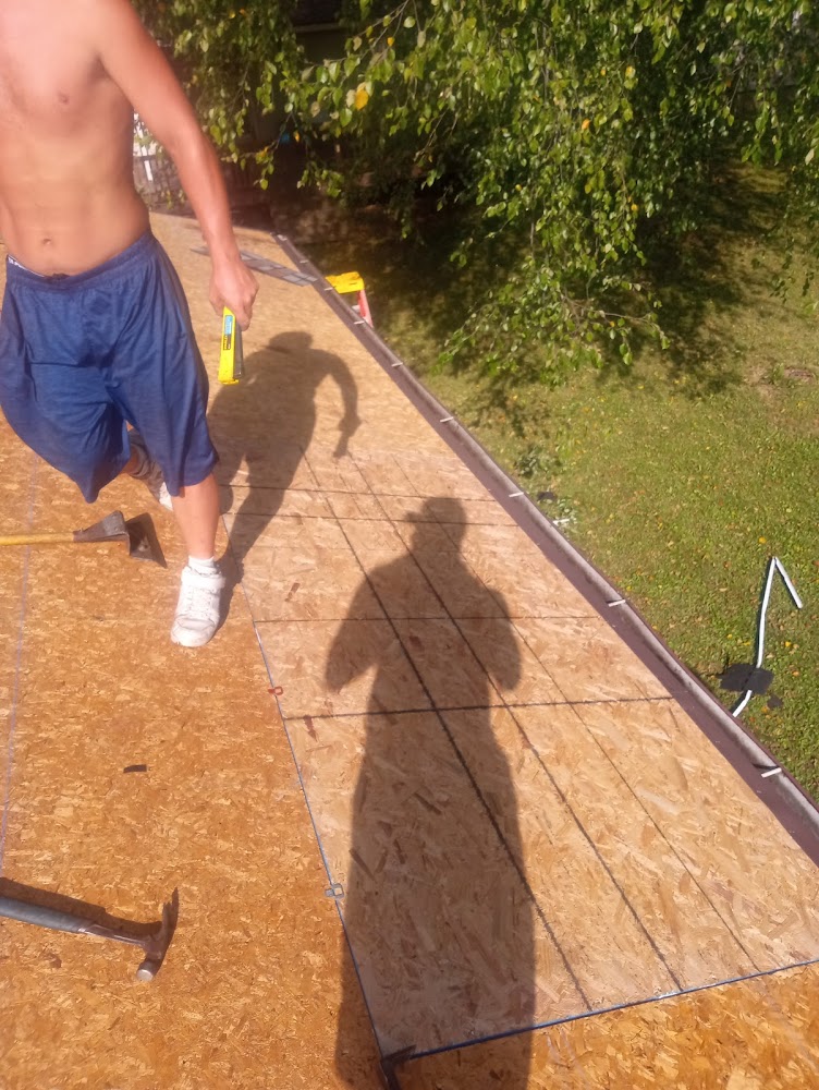 Local Roofer LLC roofers project photo