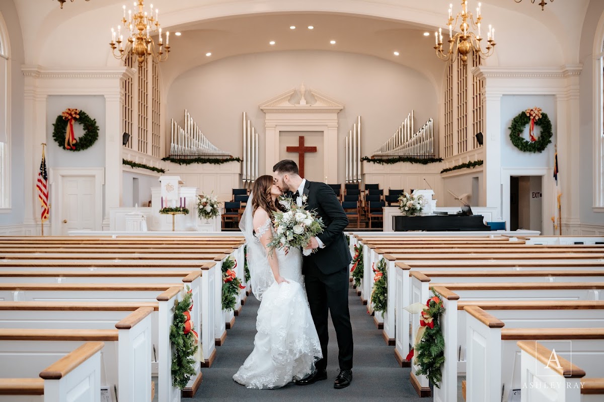 ASHLEY RAY PHOTOGRAPHY & FILMS wedding photographers project photo