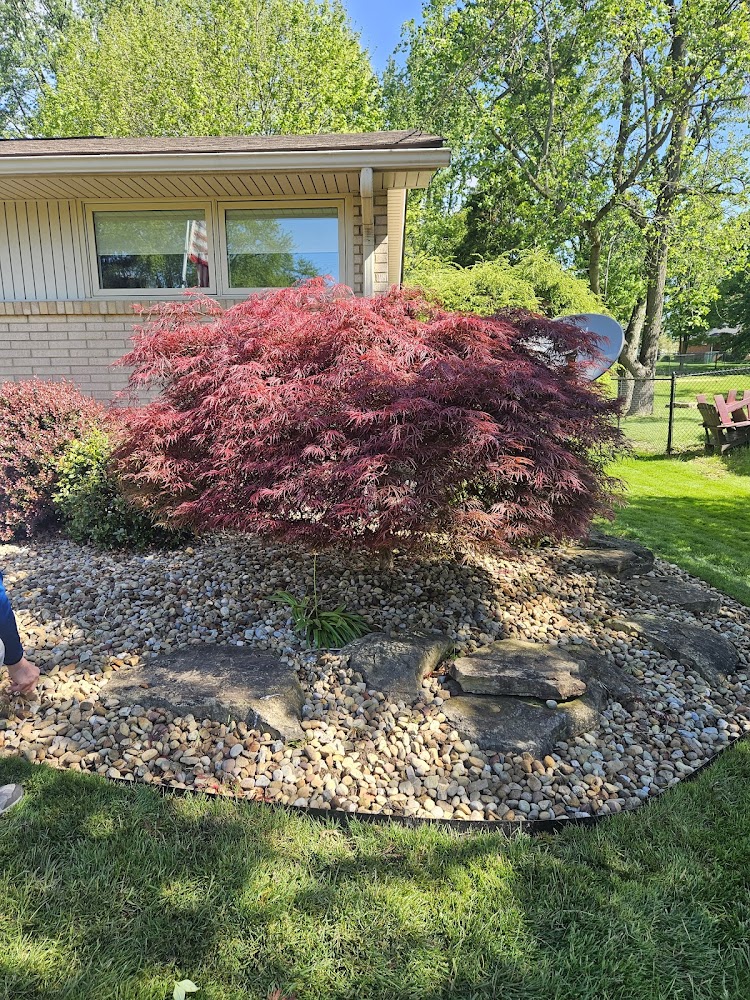 Brahler and Sons Lawncare landscapers project photo