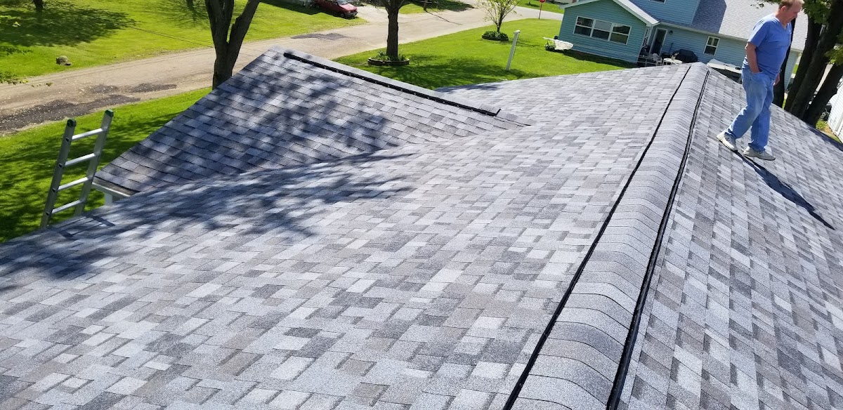 Right Choice Exteriors roofers project photo