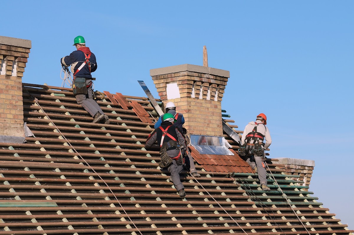 Shafer Roofing LLC roofers project photo