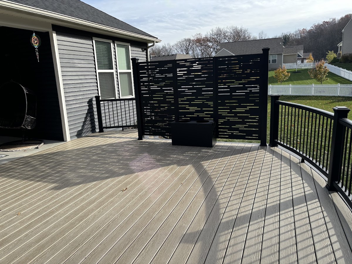Hen-House Decks general contractors project photo
