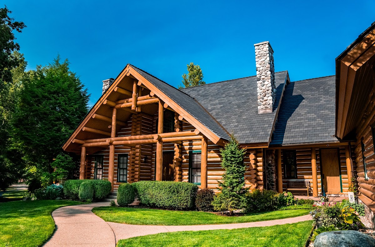 Royalty Roofing roofers project photo