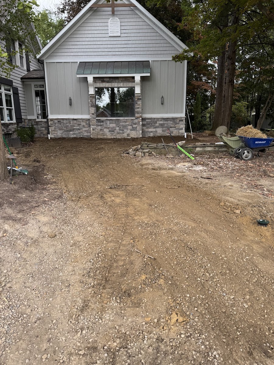 Coburn Landscape Hardscape & Construction LLC landscapers project photo