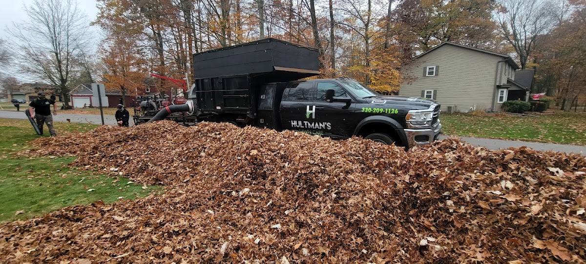Hultman's Lawn Care, LLC landscapers project photo