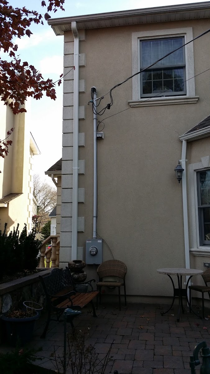 Paul's Electric LLC electricians project photo
