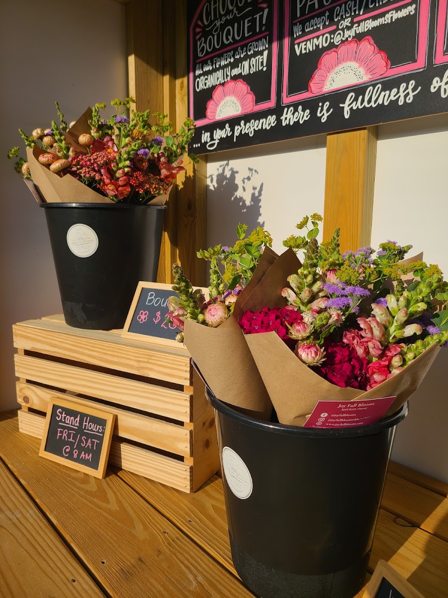 Joy Full Blooms florists project photo