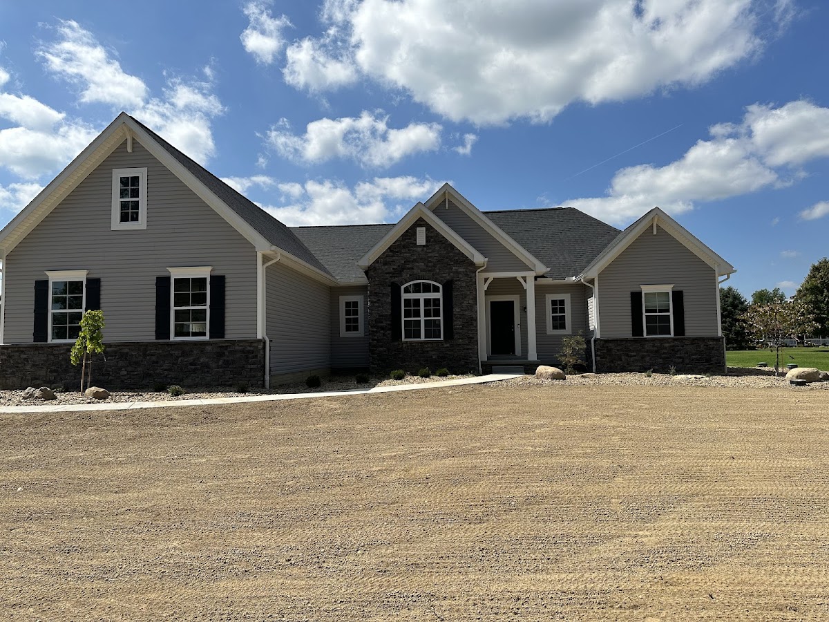 Adams Lawn & Landscape landscapers project photo