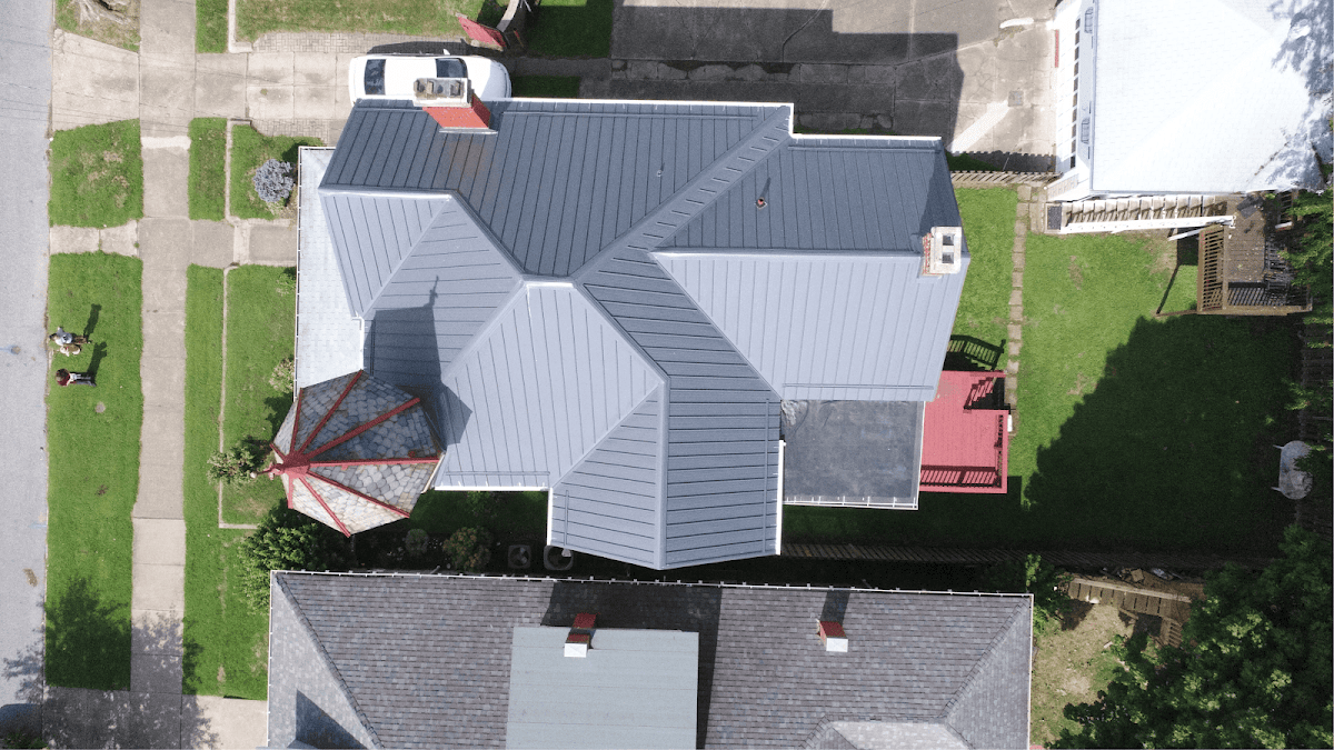 Amish Country Roofing roofers project photo