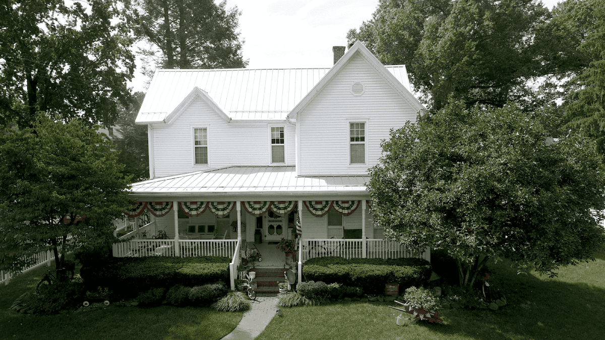 Amish Country Roofing roofers project photo
