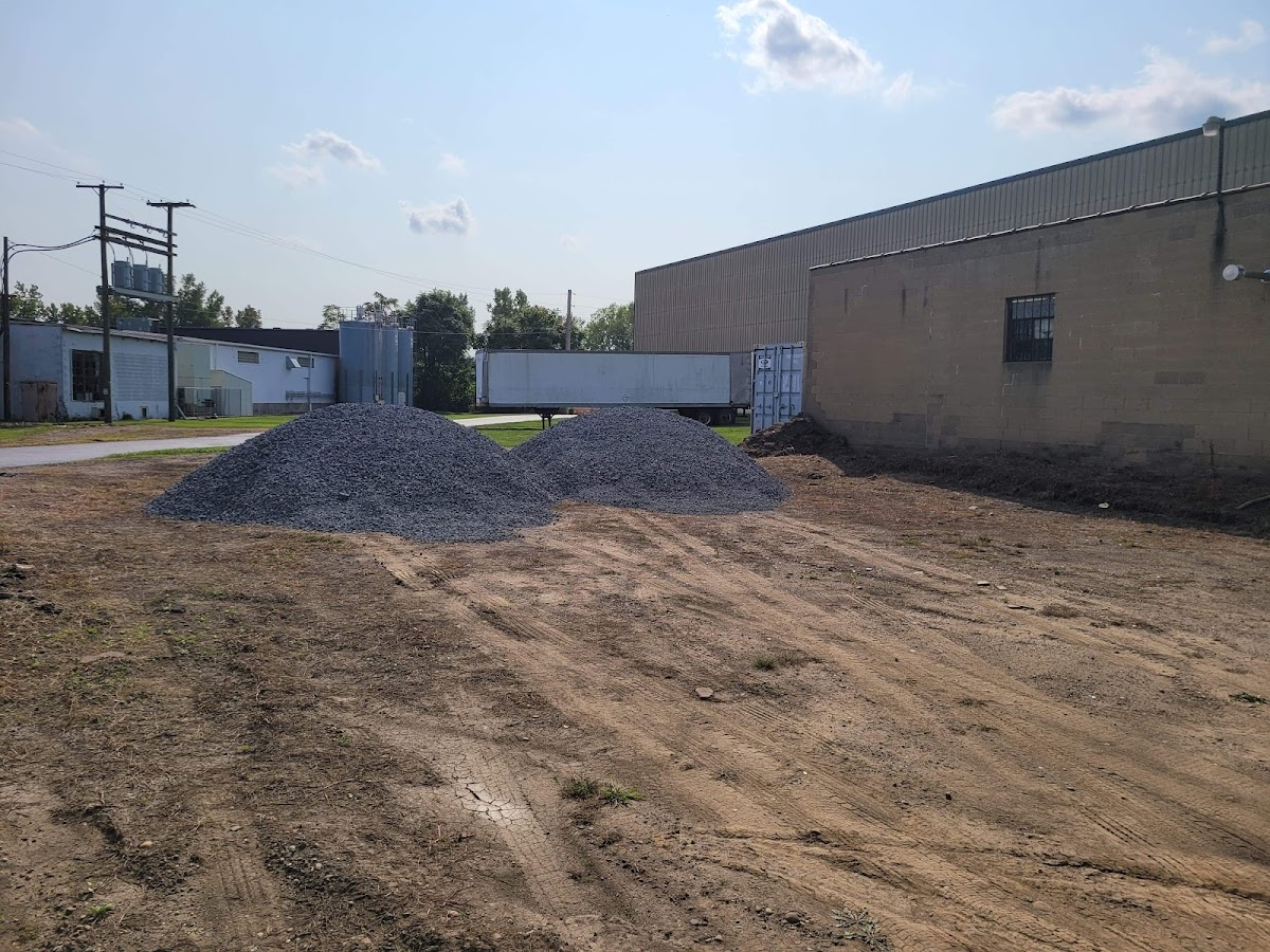 Yards & Stripes Landscaping LLC landscapers project photo