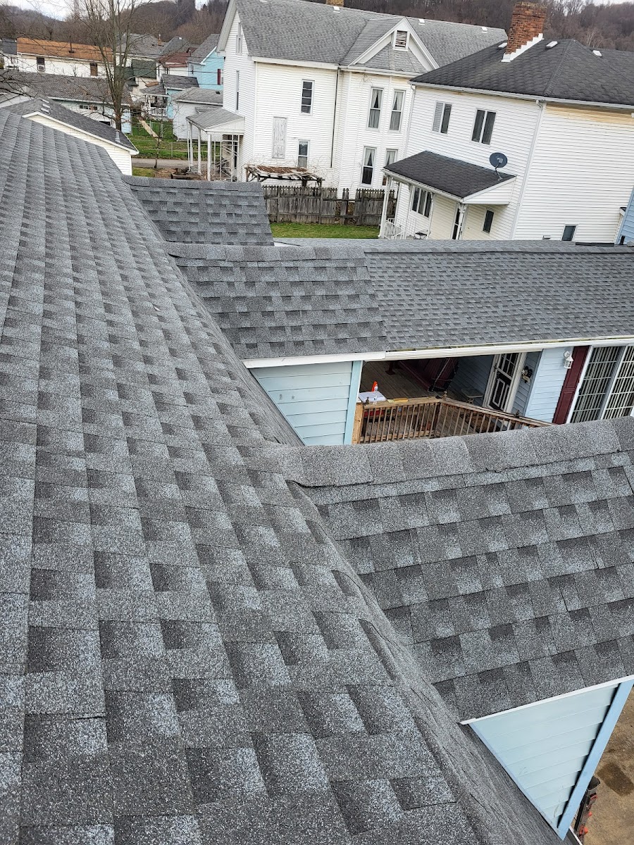 1st Class Roofing & Exteriors roofers project photo
